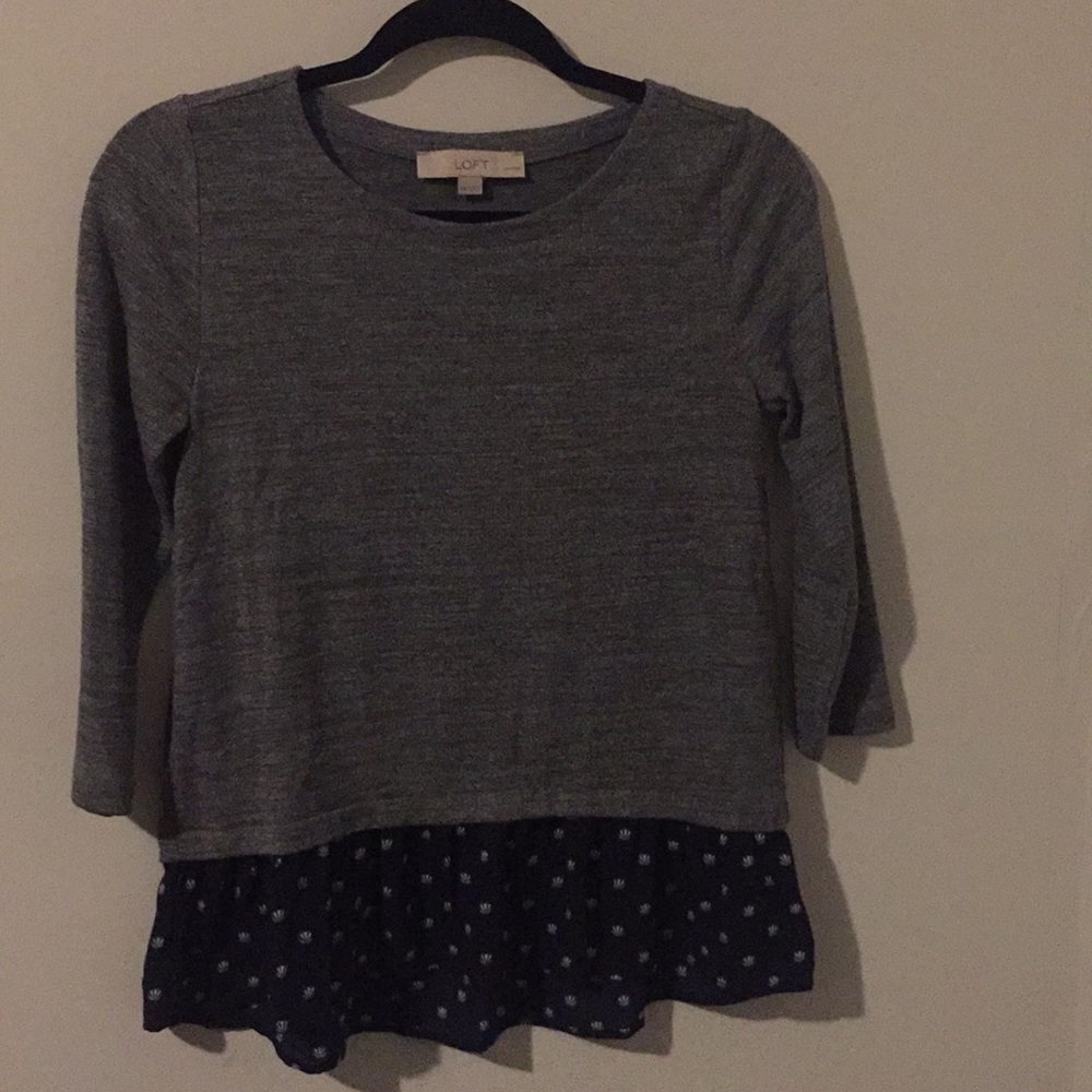 Ann Taylor Loft XSP Grey and Blue Sweater/Blouse